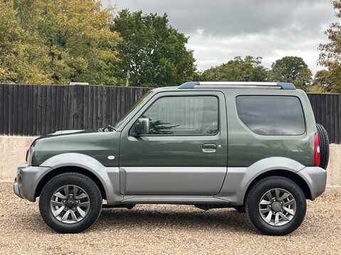 Suzuki Jimny SZ4 6