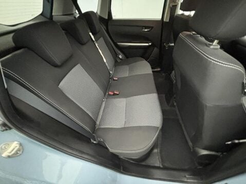 Suzuki Vitara SZ-T MHEV 5