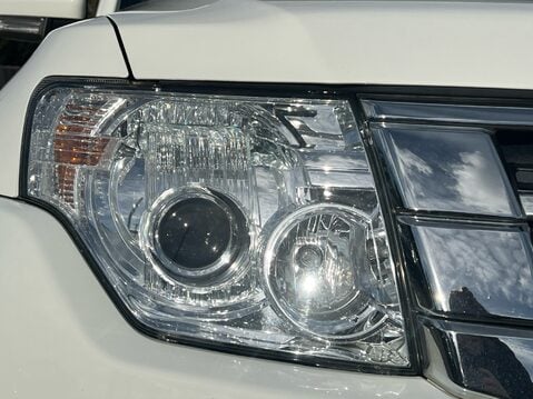 Mitsubishi Shogun DI-D SG3 14