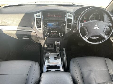 Mitsubishi Shogun DI-D SG3 10