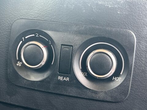 Mitsubishi Shogun DI-D SG3 38