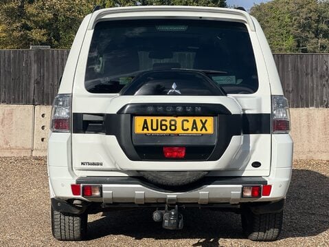 Mitsubishi Shogun DI-D SG3 8