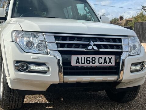 Mitsubishi Shogun DI-D SG3 16