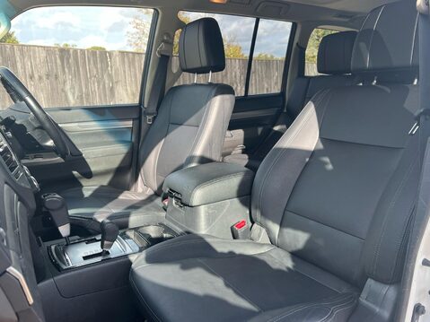 Mitsubishi Shogun DI-D SG3 20