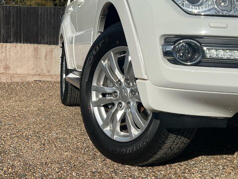 Mitsubishi Shogun DI-D SG3 16