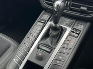 Porsche Macan S PDK 37