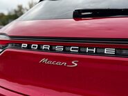 Porsche Macan S PDK 18