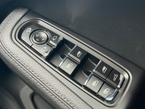Porsche Macan S PDK 45