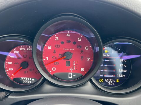 Porsche Macan S PDK 21