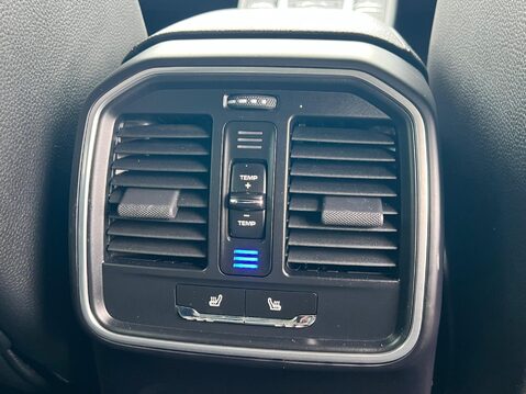 Porsche Macan S PDK 48