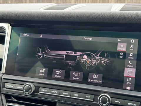 Porsche Macan S PDK 29