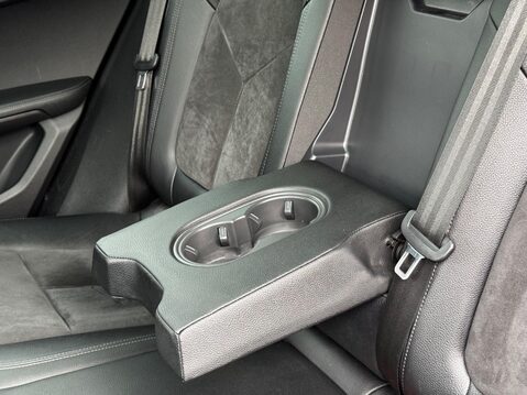 Porsche Macan S PDK 40