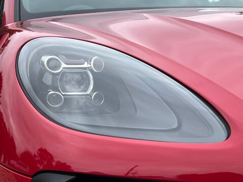 Porsche Macan S PDK 13