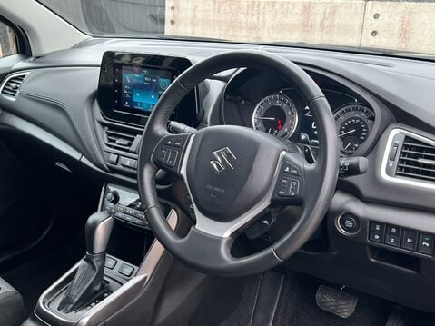 Suzuki S-Cross MOTION BOOSTERJET MHEV 30
