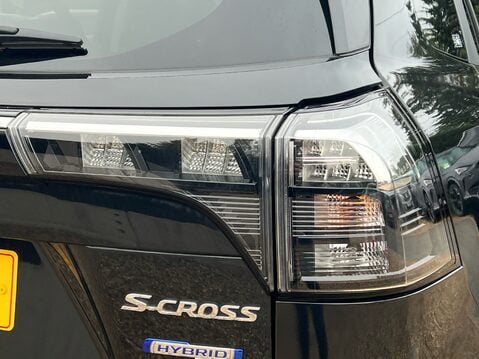Suzuki S-Cross MOTION BOOSTERJET MHEV 15