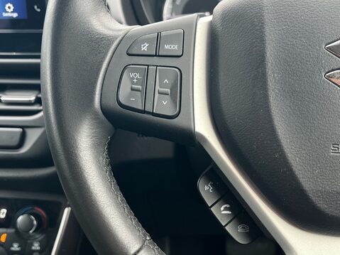 Suzuki S-Cross MOTION BOOSTERJET MHEV 25