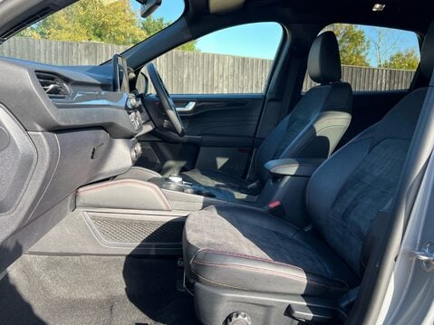 Ford Kuga ST-LINE X EDITION 3