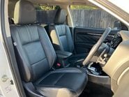 Mitsubishi Outlander PHEV GX 4HS 27
