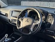 Mitsubishi Outlander PHEV GX 4HS 17