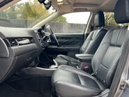 Mitsubishi Outlander PHEV GX 4H 3