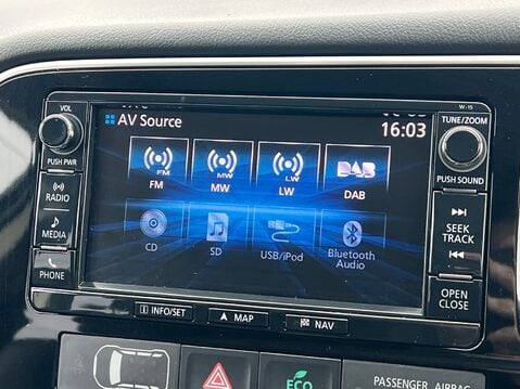 Mitsubishi Outlander PHEV GX 4H 24
