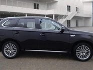 Mitsubishi Outlander PHEV DYNAMIC 5