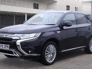 Mitsubishi Outlander PHEV DYNAMIC 4