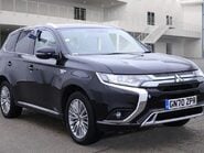 Mitsubishi Outlander PHEV DYNAMIC 1
