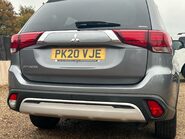 Mitsubishi Outlander EXCEED 17