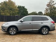 Mitsubishi Outlander EXCEED 6