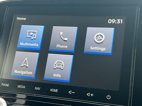 Mitsubishi Outlander EXCEED 18