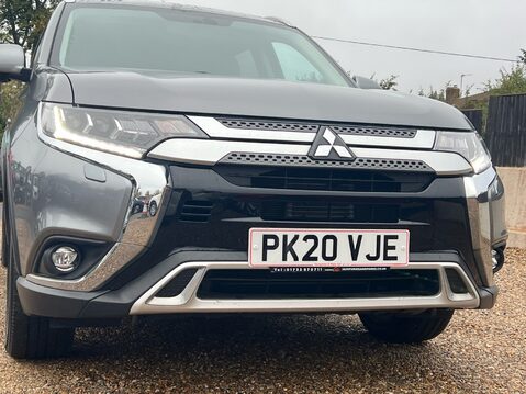 Mitsubishi Outlander EXCEED 16