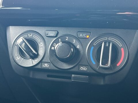 Suzuki Swift SZ-L DUALJET MHEV 21