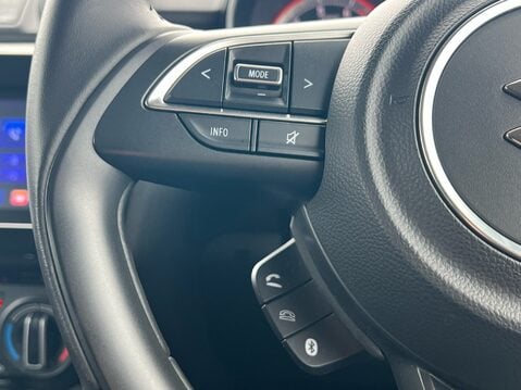 Suzuki Swift SZ-L DUALJET MHEV 25