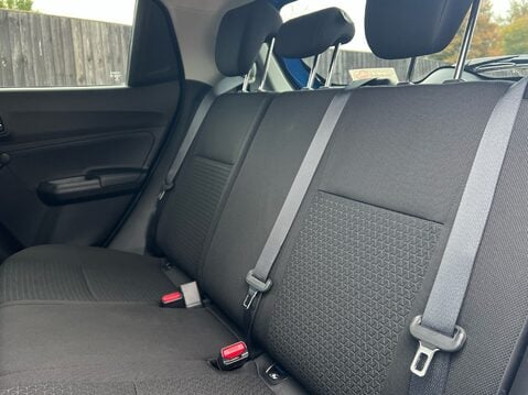 Suzuki Swift SZ-L DUALJET MHEV 9