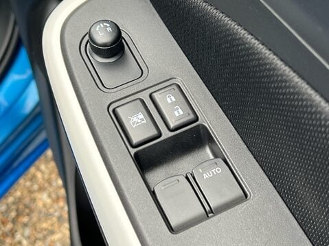 Suzuki Swift SZ-L DUALJET MHEV 29