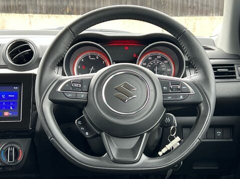 Suzuki Swift SZ-L DUALJET MHEV 30