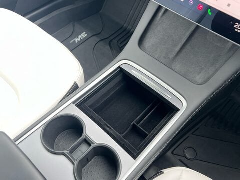 Tesla Model 3 LONG RANGE AWD 24