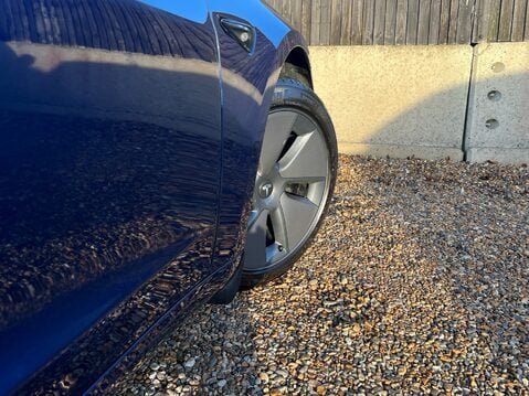 Tesla Model 3 LONG RANGE AWD 32