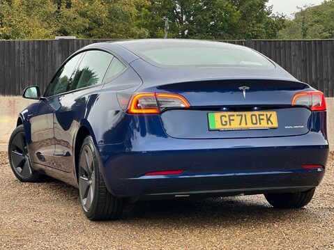 Tesla Model 3 LONG RANGE AWD 2