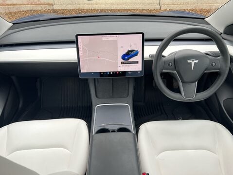 Tesla Model 3 LONG RANGE AWD 10