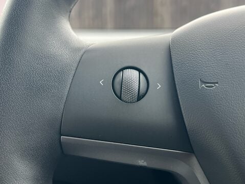Tesla Model 3 LONG RANGE AWD 25