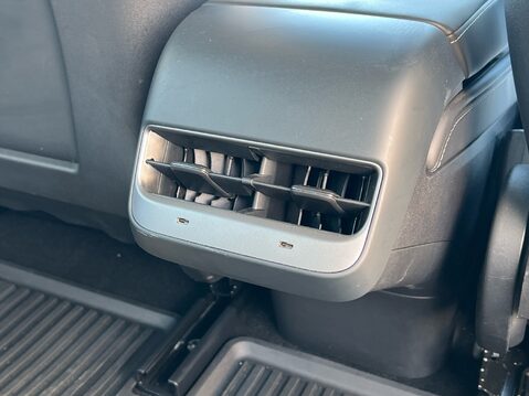 Tesla Model 3 LONG RANGE AWD 27