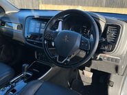 Mitsubishi Outlander EXCEED 33