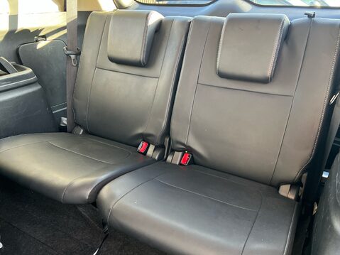 Mitsubishi Outlander EXCEED 37