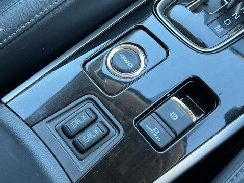 Mitsubishi Outlander EXCEED 28