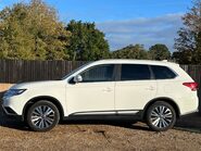 Mitsubishi Outlander EXCEED 6