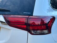 Mitsubishi Outlander EXCEED 15