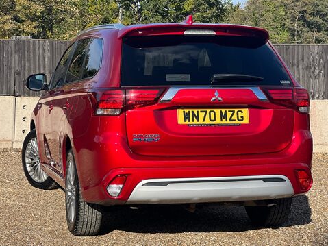 Mitsubishi Outlander PHEV DYNAMIC 2