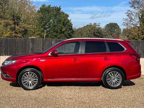 Mitsubishi Outlander PHEV DYNAMIC 6
